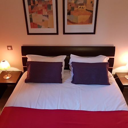 Mas De Valrugues Holifrance Aparthotel Saint-Rémy-de-Provence Exteriör bild